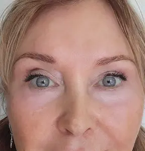 See how gel and liquid eyeliner compare on mature eyes for smoothness, control, softness, and definition — and why I usually prefer gel.