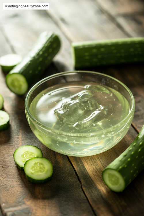 DIY aloe and cucumber mask to soothe and balance oily skin Cucumber and aloe vera face mask for oily skin