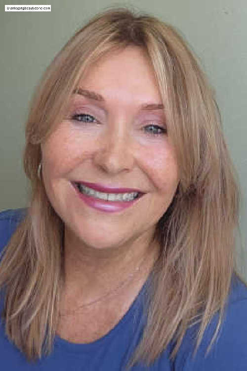 Jowl exercise before-and-after photo showing results that lasted more than 10 years 6-month before and after showing natural jowl tightening from facial massage and exercises.