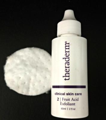 Using an acid-based exfoliating pad for gentle facial exfoliation Using an acid-based exfoliating pad for gentle facial exfoliation