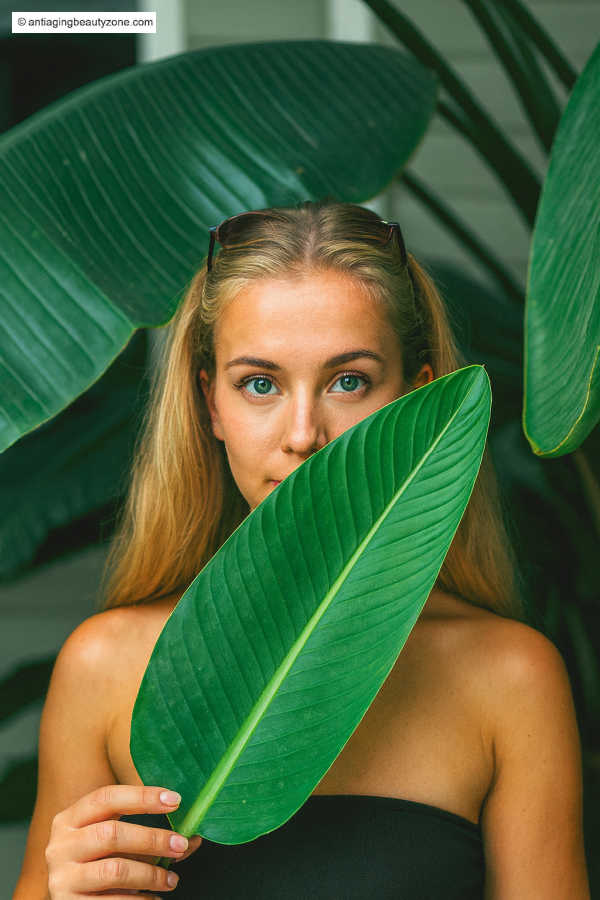 Sunless tanner on pretty girl